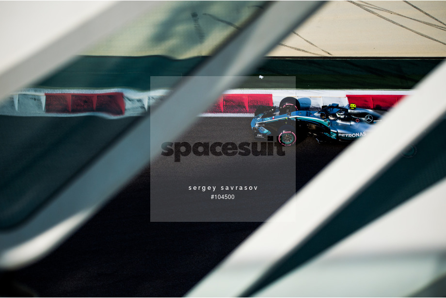 Spacesuit Collections Photo ID 104500, Sergey Savrasov, Abu Dhabi Grand Prix, United Arab Emirates, 24/11/2018 14:43:25