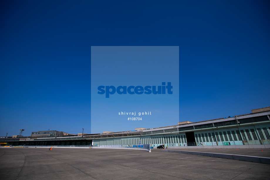 Spacesuit Collections Image ID 108704, Shivraj Gohil, Berlin ePrix, Germany, 22/05/2015 10:02:04