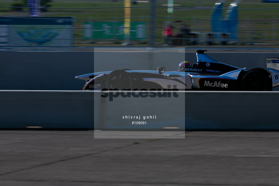 Spacesuit Collections Photo ID 109091, Shivraj Gohil, Berlin ePrix, Germany, 23/05/2015 07:38:03