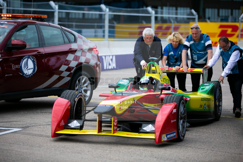 Spacesuit Collections Photo ID 109242, Shivraj Gohil, Berlin ePrix, Germany, 23/05/2015 15:59:28