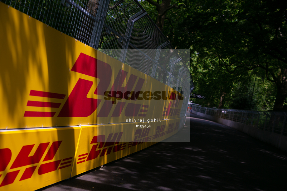 Spacesuit Collections Photo ID 109454, Shivraj Gohil, London ePrix, UK, 26/06/2015 10:33:33