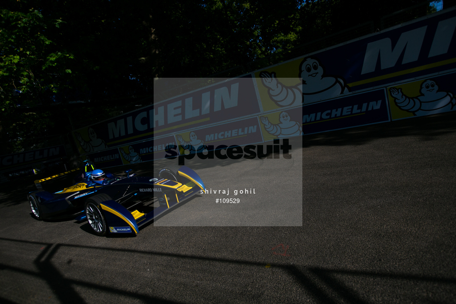 Spacesuit Collections Photo ID 109529, Shivraj Gohil, London ePrix, UK, 27/06/2015 08:32:55