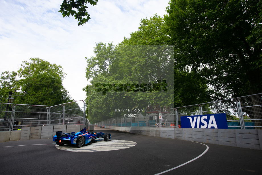 Spacesuit Collections Photo ID 109671, Shivraj Gohil, London ePrix, UK, 28/06/2015 08:29:44