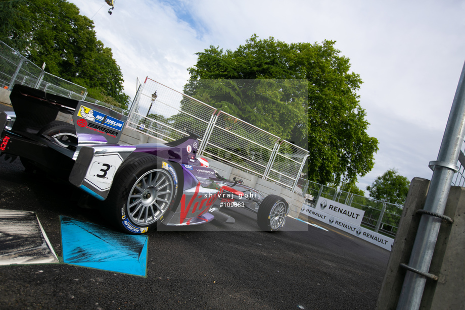 Spacesuit Collections Photo ID 109683, Shivraj Gohil, London ePrix, UK, 28/06/2015 08:52:27