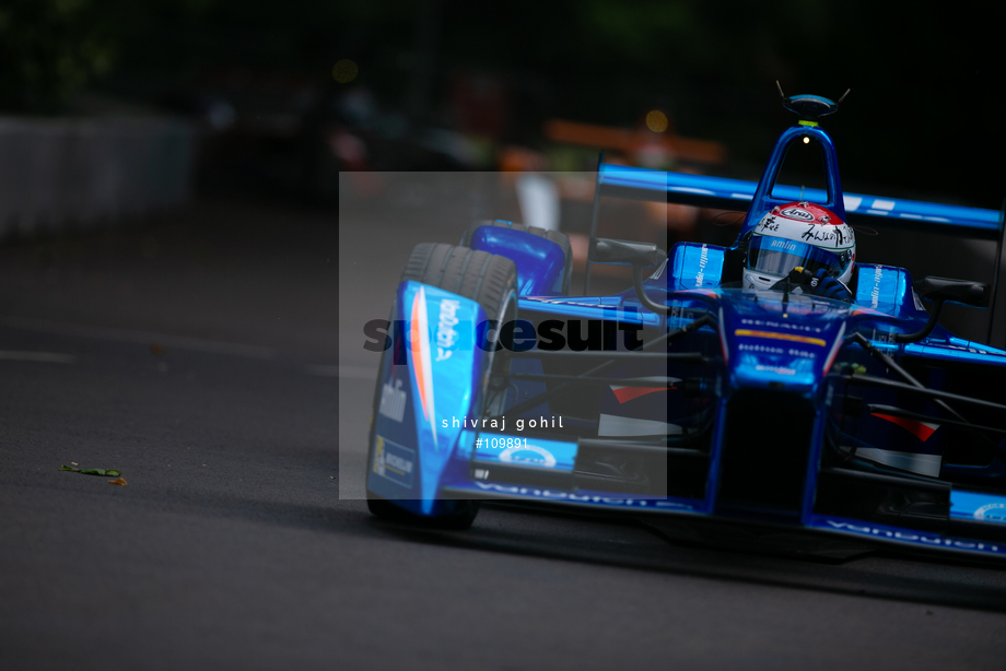 Spacesuit Collections Photo ID 109891, Shivraj Gohil, London ePrix, UK, 26/06/2015 15:07:55