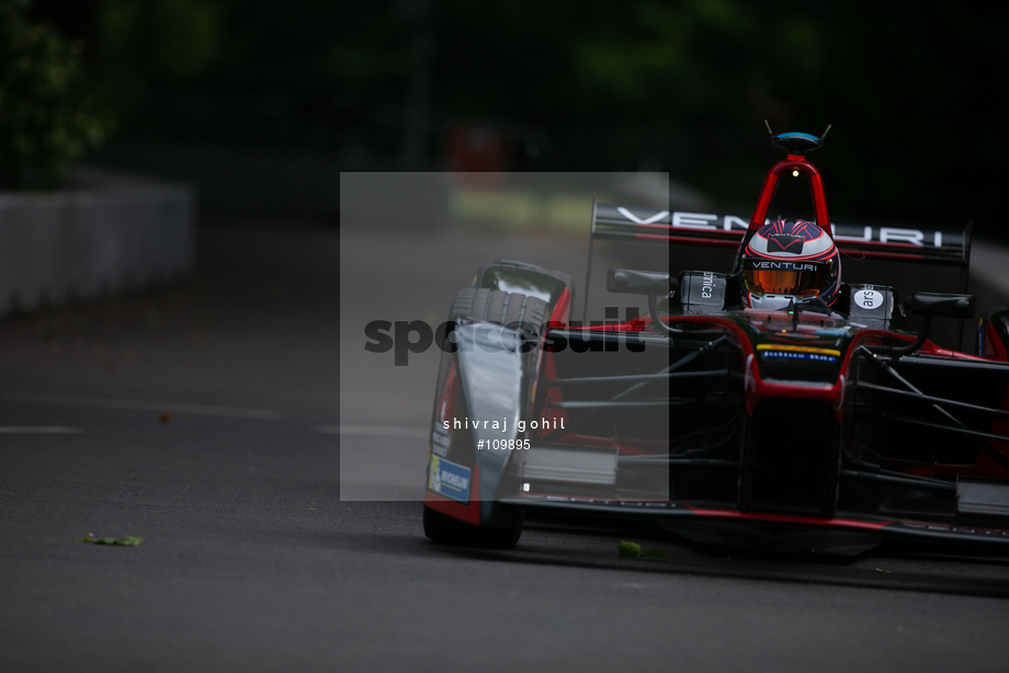 Spacesuit Collections Photo ID 109895, Shivraj Gohil, London ePrix, UK, 26/06/2015 15:08:06