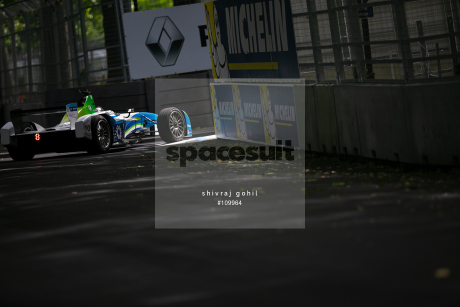 Spacesuit Collections Photo ID 109964, Shivraj Gohil, London ePrix, UK, 27/06/2015 11:12:40