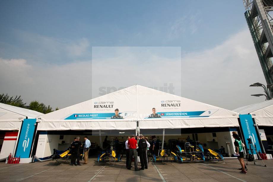 Spacesuit Collections Photo ID 118625, Shivraj Gohil, Beijing ePrix 2014, China, 13/09/2014 02:46:22