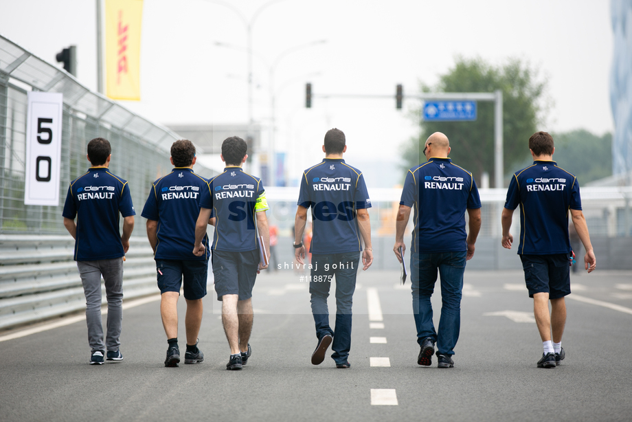 Spacesuit Collections Photo ID 118875, Shivraj Gohil, Beijing ePrix 2014, China, 12/09/2014 07:11:03