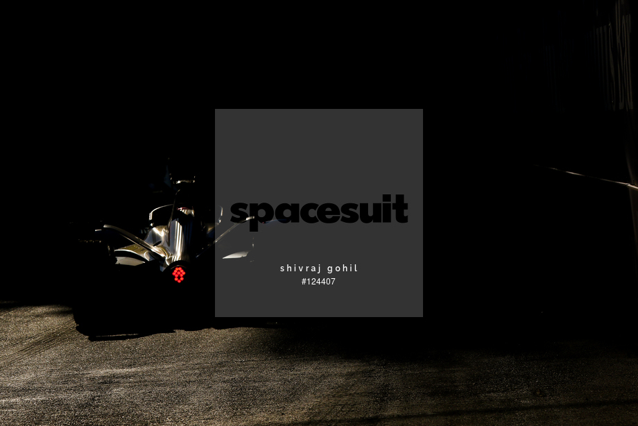 Spacesuit Collections Photo ID 124407, Shivraj Gohil, Santiago E-Prix, Chile, 26/01/2019 08:43:47