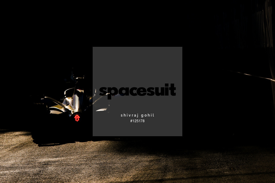 Spacesuit Collections Photo ID 125178, Shivraj Gohil, Santiago E-Prix, Chile, 26/01/2019 08:43:47