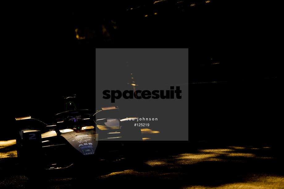 Spacesuit Collections Photo ID 125219, Lou Johnson, Santiago E-Prix, Chile, 26/01/2019 08:28:57