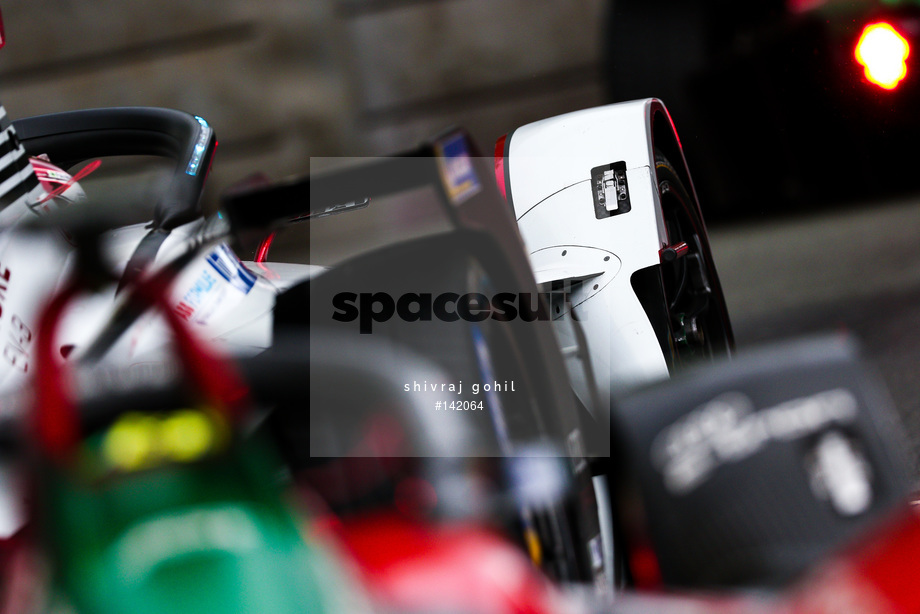 Spacesuit Collections Photo ID 142064, Shivraj Gohil, Paris ePrix, France, 27/04/2019 16:17:01