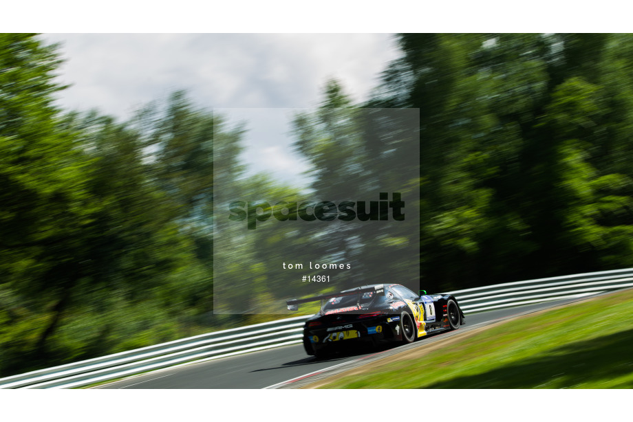 Spacesuit Collections Photo ID 14361, Tom Loomes, Nurburgring 24h, Germany, 26/05/2016 15:12:40