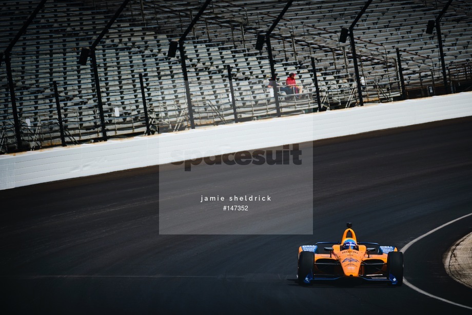 Spacesuit Collections Photo ID 147352, Jamie Sheldrick, Indianapolis 500, United States, 17/05/2019 16:28:56