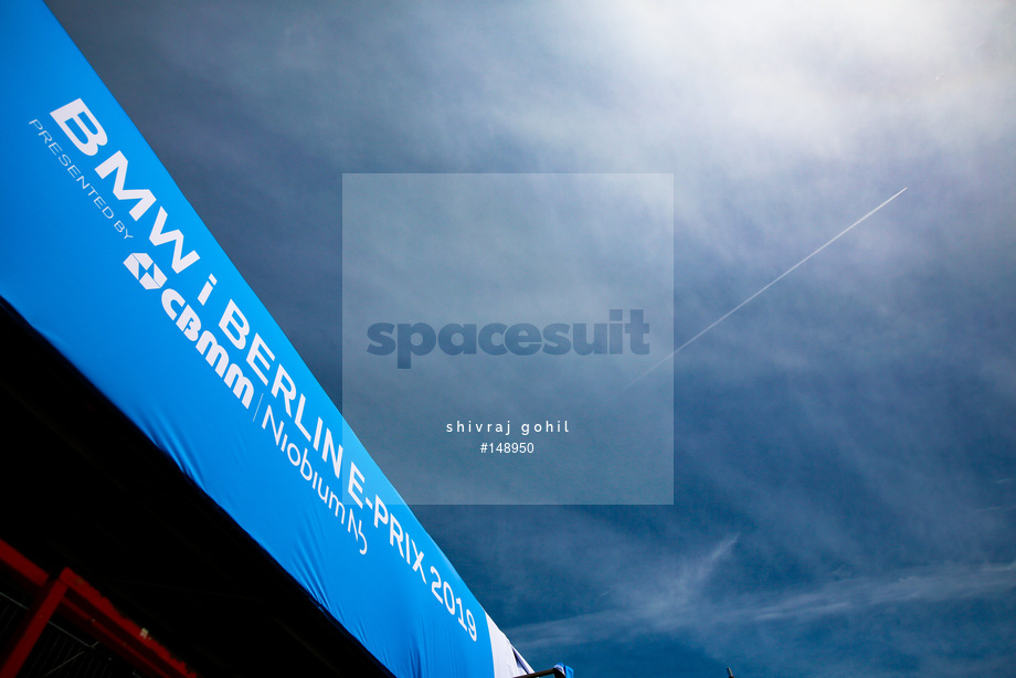 Spacesuit Collections Photo ID 148950, Shivraj Gohil, Berlin ePrix, Germany, 23/05/2019 14:15:44