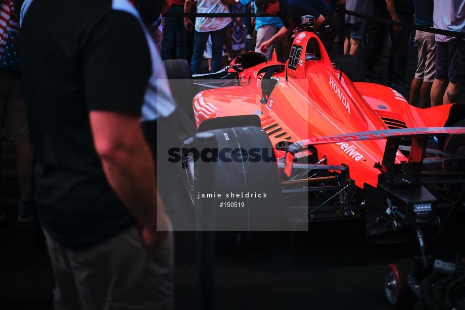 Spacesuit Collections Photo ID 150519, Jamie Sheldrick, Indianapolis 500, United States, 26/05/2019 10:55:03