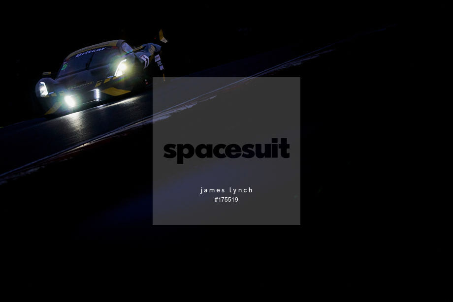 Spacesuit Collections Photo ID 175519, James Lynch, Into the Night Race, UK, 10/11/2019 17:22:39