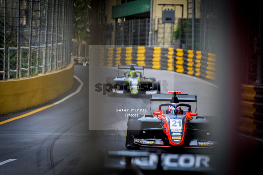 Spacesuit Collections Photo ID 176064, Peter Minnig, Macau Grand Prix 2019, Macao, 16/11/2019 02:33:19