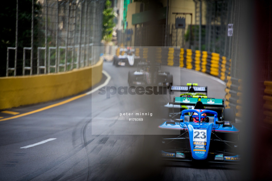 Spacesuit Collections Photo ID 176069, Peter Minnig, Macau Grand Prix 2019, Macao, 16/11/2019 02:33:34