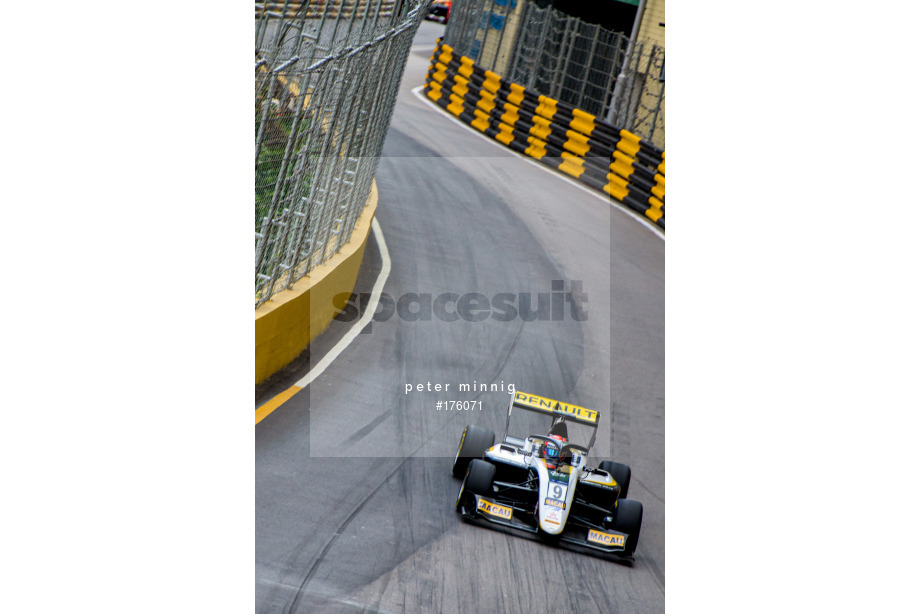 Spacesuit Collections Photo ID 176071, Peter Minnig, Macau Grand Prix 2019, Macao, 16/11/2019 02:37:30