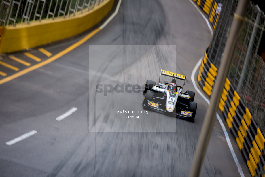 Spacesuit Collections Photo ID 176074, Peter Minnig, Macau Grand Prix 2019, Macao, 16/11/2019 02:39:39