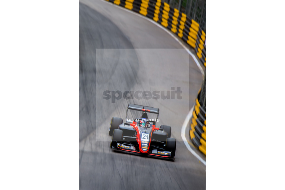 Spacesuit Collections Photo ID 176076, Peter Minnig, Macau Grand Prix 2019, Macao, 16/11/2019 02:39:41