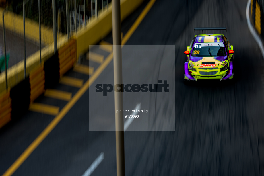 Spacesuit Collections Photo ID 176096, Peter Minnig, Macau Grand Prix 2019, Macao, 16/11/2019 03:45:13