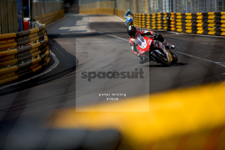 Spacesuit Collections Photo ID 176128, Peter Minnig, Macau Grand Prix 2019, Macao, 16/11/2019 05:21:28