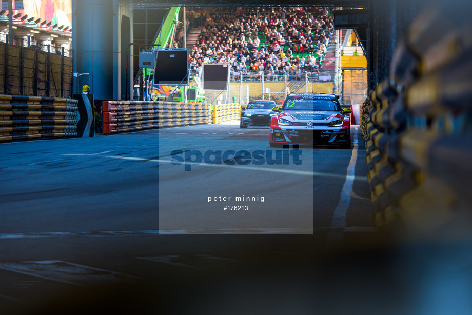 Spacesuit Collections Photo ID 176213, Peter Minnig, Macau Grand Prix 2019, Macao, 16/11/2019 08:19:01