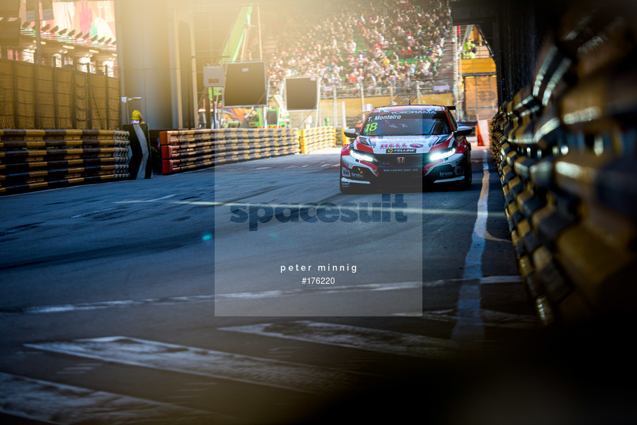 Spacesuit Collections Photo ID 176220, Peter Minnig, Macau Grand Prix 2019, Macao, 16/11/2019 08:19:12