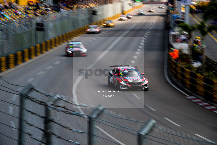 Spacesuit Collections Photo ID 176357, Peter Minnig, Macau Grand Prix 2019, Macao, 17/11/2019 04:18:11