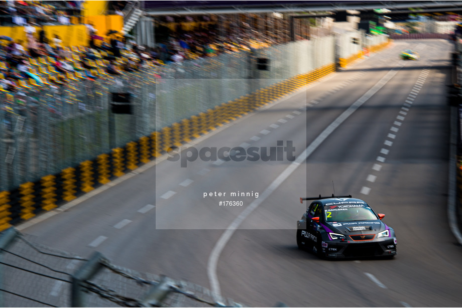 Spacesuit Collections Photo ID 176360, Peter Minnig, Macau Grand Prix 2019, Macao, 17/11/2019 04:18:17