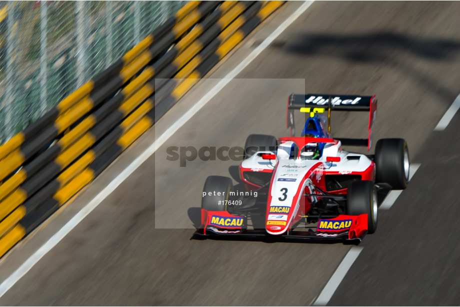 Spacesuit Collections Photo ID 176409, Peter Minnig, Macau Grand Prix 2019, Macao, 17/11/2019 08:41:14
