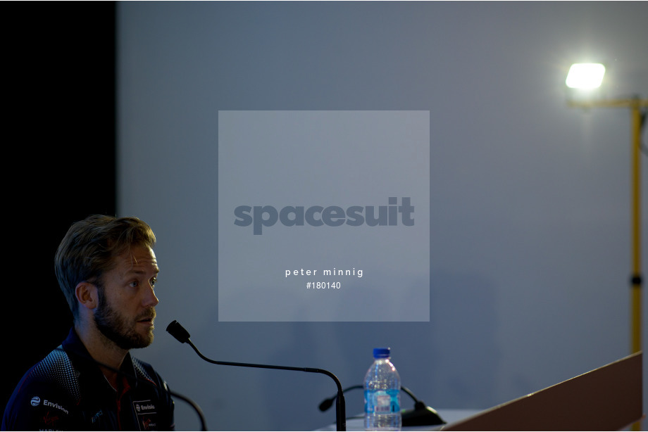 Spacesuit Collections Photo ID 180140, Peter Minnig, Santiago E-Prix, Chile, 17/01/2020 12:22:56