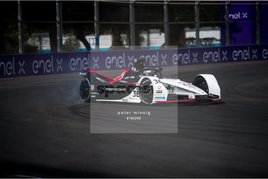 Spacesuit Collections Photo ID 180290, Peter Minnig, Santiago E-Prix, Chile, 17/01/2020 17:11:38