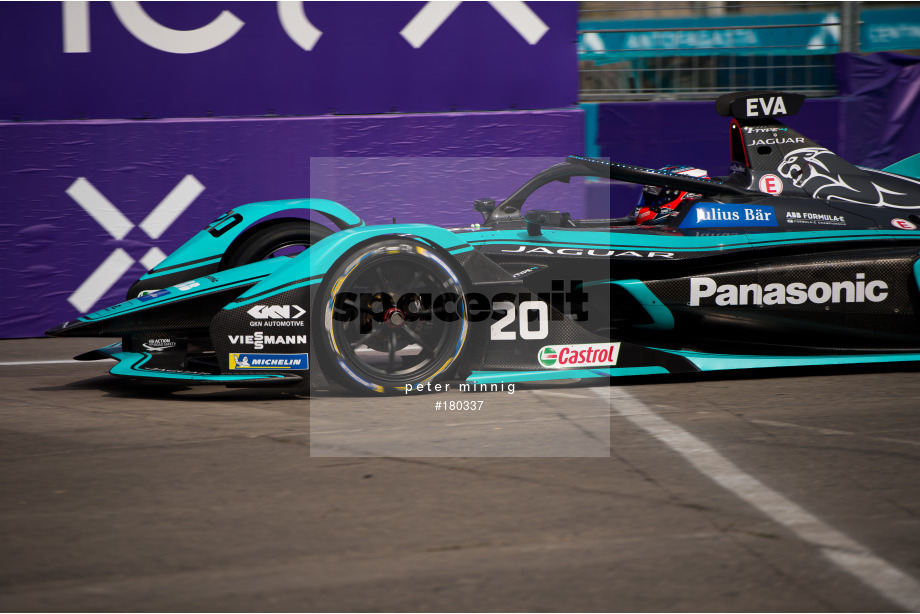 Spacesuit Collections Photo ID 180337, Peter Minnig, Santiago E-Prix, Chile, 17/01/2020 17:15:16