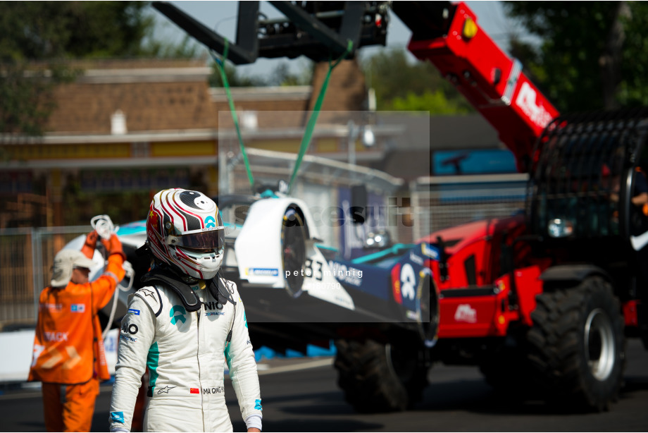 Spacesuit Collections Photo ID 180790, Peter Minnig, Santiago E-Prix, Chile, 18/01/2020 10:42:12