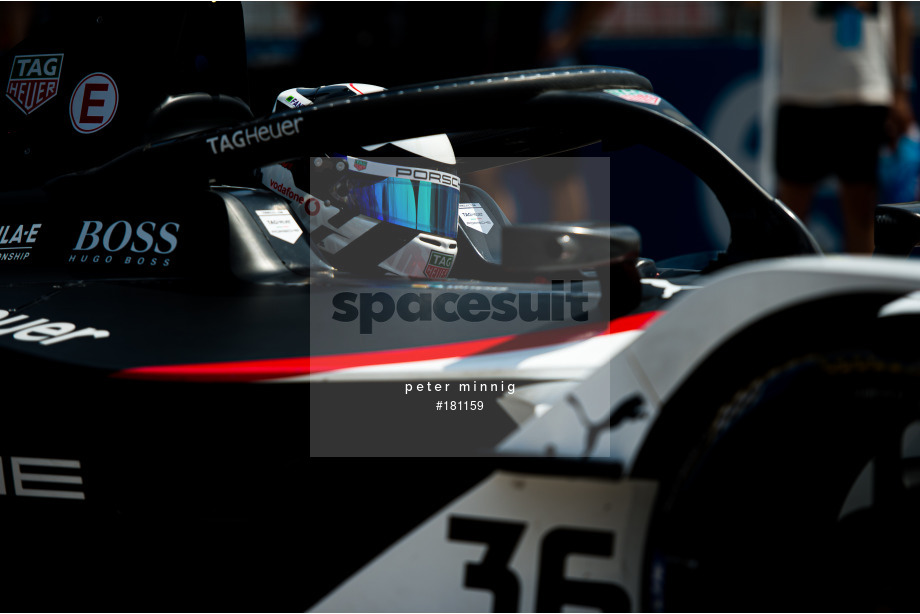 Spacesuit Collections Photo ID 181159, Peter Minnig, Santiago E-Prix, Chile, 18/01/2020 15:31:32