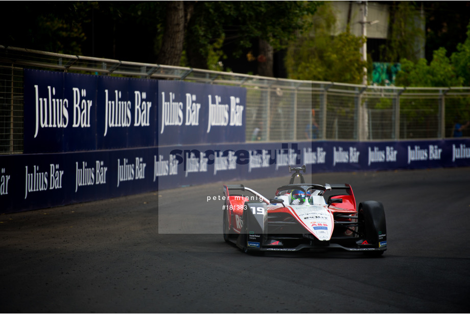 Spacesuit Collections Photo ID 181383, Peter Minnig, Santiago E-Prix, Chile, 18/01/2020 08:39:38