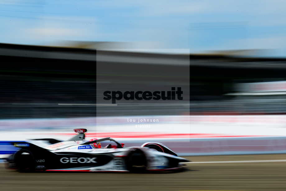Spacesuit Collections Photo ID 193393, Lou Johnson, Berlin ePrix, Germany, 24/05/2019 15:48:26
