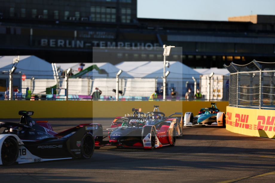 Spacesuit Collections Photo ID 200044, Shiv Gohil, Berlin ePrix, Germany, 06/08/2020 19:27:12