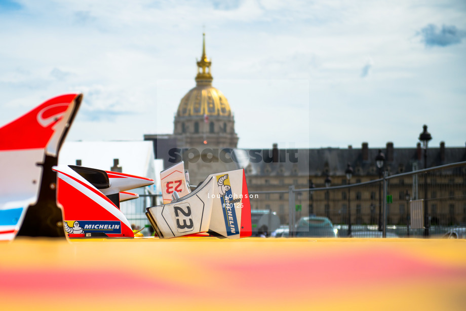 Spacesuit Collections Photo ID 20125, Lou Johnson, Paris ePrix, France, 17/05/2017 15:45:40