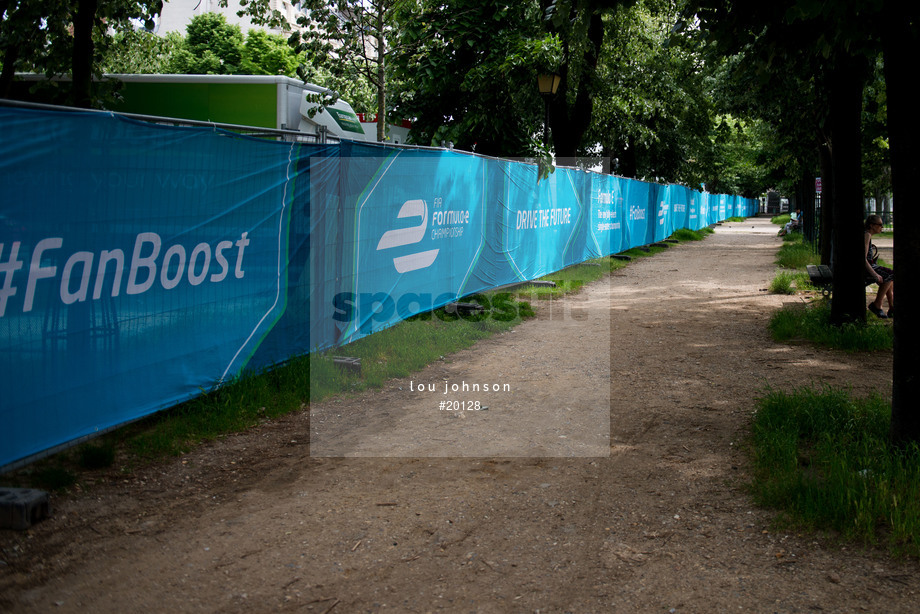 Spacesuit Collections Photo ID 20128, Lou Johnson, Paris ePrix, France, 17/05/2017 15:58:50