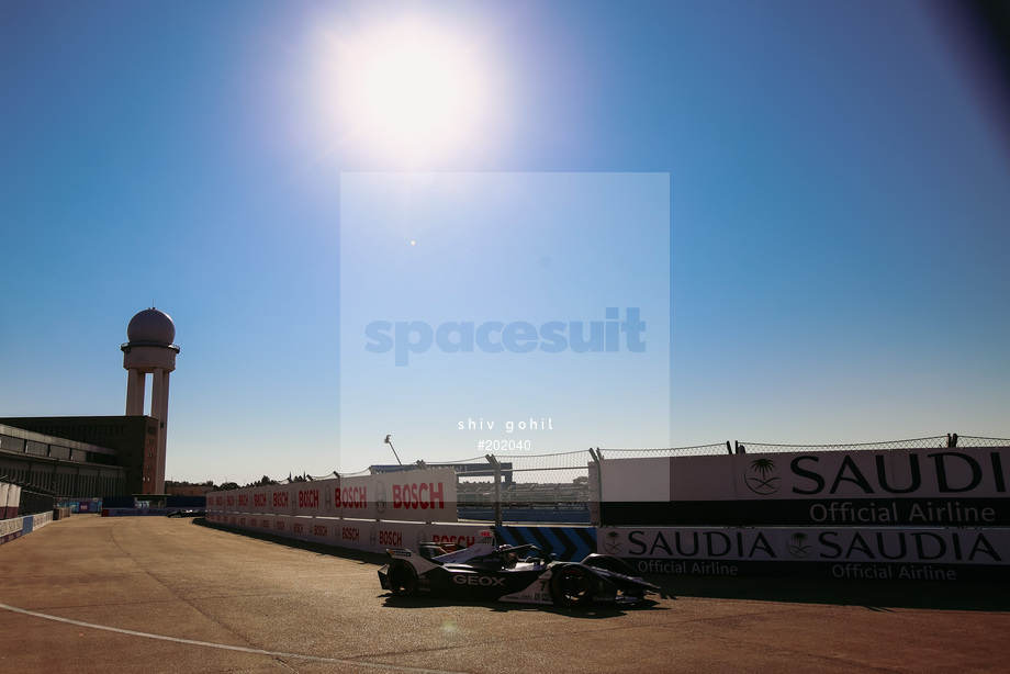 Spacesuit Collections Photo ID 202040, Shiv Gohil, Berlin ePrix, Germany, 12/08/2020 09:09:29