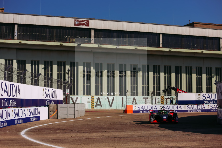 Spacesuit Collections Photo ID 202271, Shiv Gohil, Berlin ePrix, Germany, 12/08/2020 09:36:25