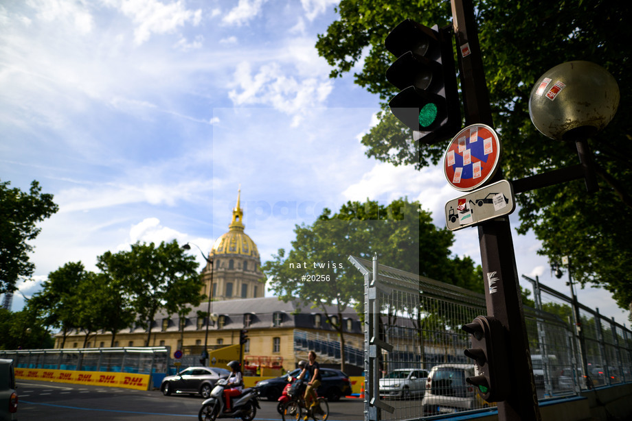 Spacesuit Collections Photo ID 20256, Nat Twiss, Paris ePrix, France, 17/05/2017 17:25:52