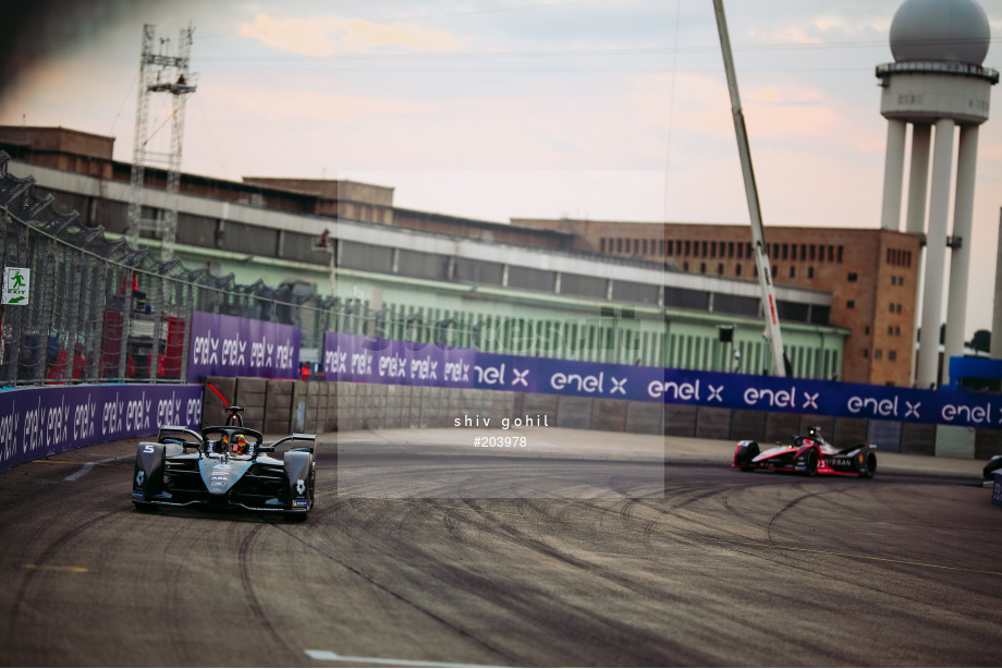 Spacesuit Collections Photo ID 203978, Shiv Gohil, Berlin ePrix, Germany, 13/08/2020 19:43:33