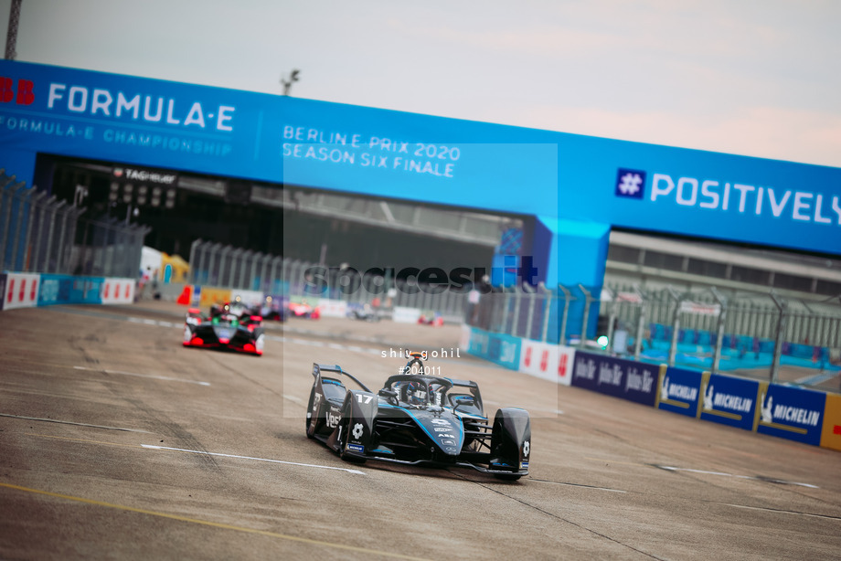 Spacesuit Collections Photo ID 204011, Shiv Gohil, Berlin ePrix, Germany, 13/08/2020 19:08:14