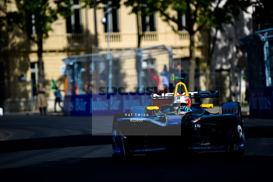 Spacesuit Collections Photo ID 20850, Nat Twiss, Paris ePrix, France, 19/05/2017 17:00:38